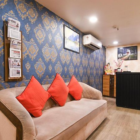 Super Townhouse Vip Road Formerly The Sky كولكاتا المظهر الخارجي الصورة