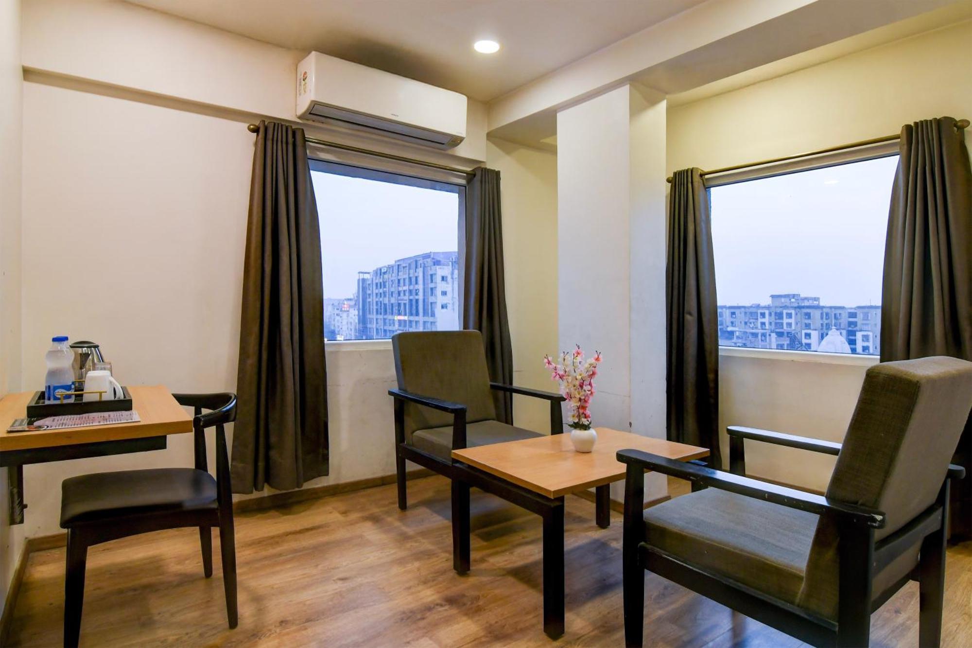 Super Townhouse Vip Road Formerly The Sky كولكاتا المظهر الخارجي الصورة