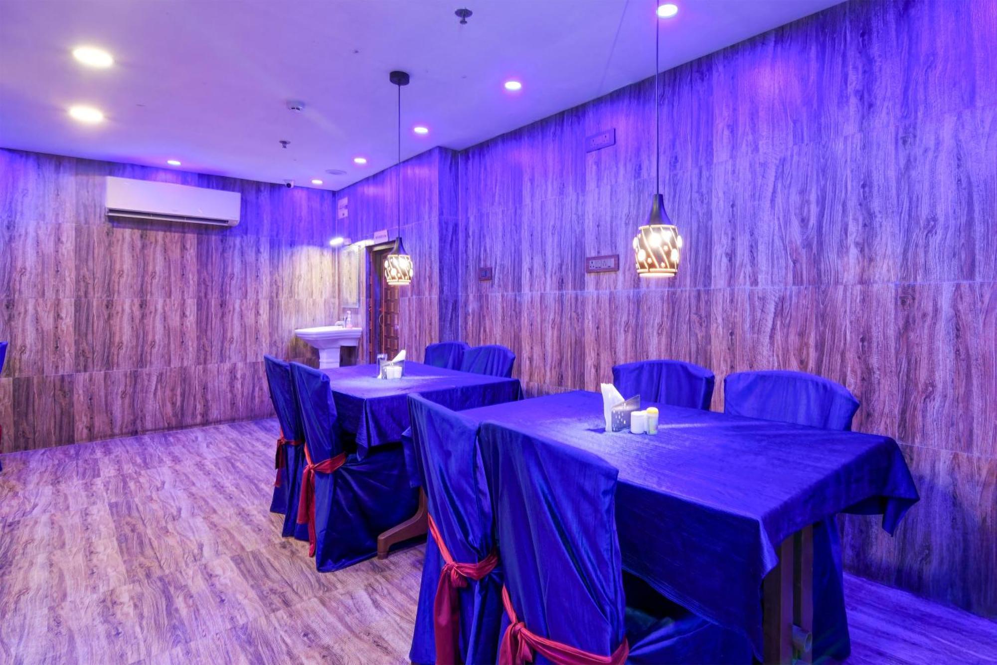 Super Townhouse Vip Road Formerly The Sky كولكاتا المظهر الخارجي الصورة